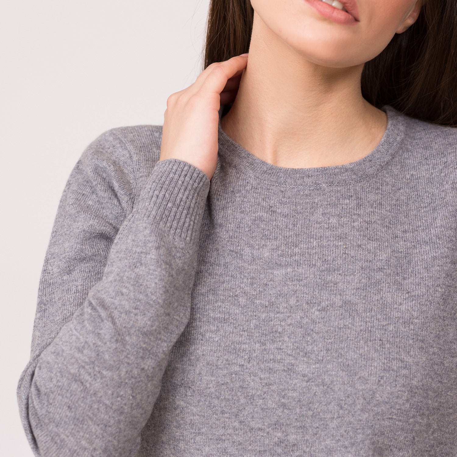 Pure Cashmere Crew Neck Sweater grey